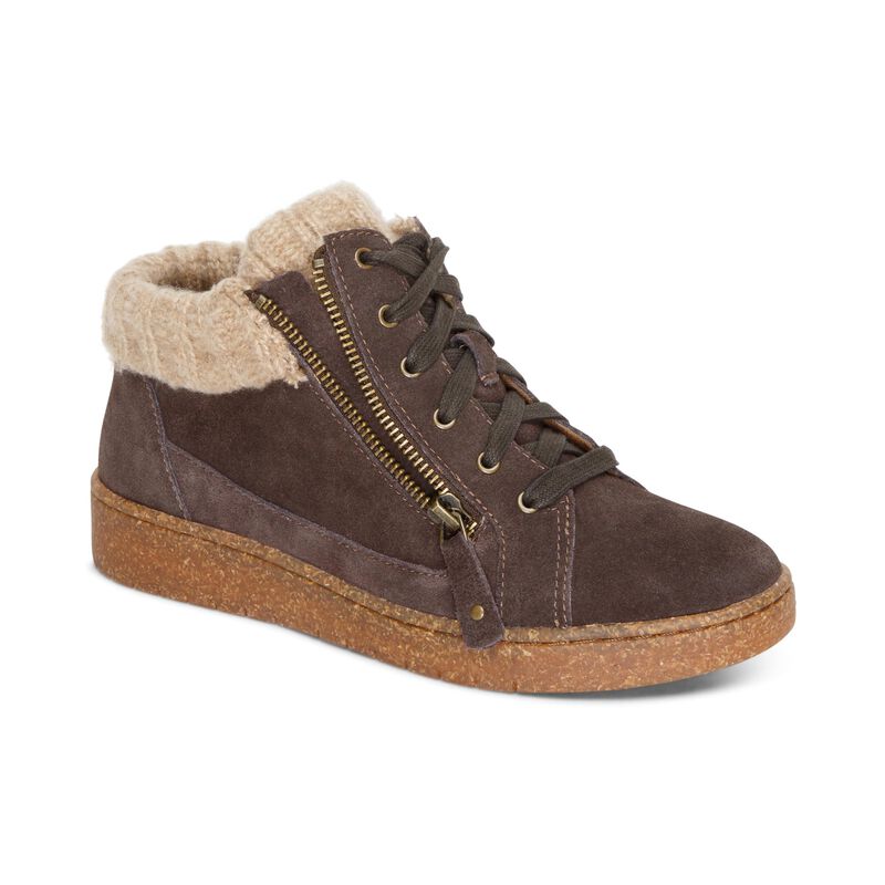 Bonnie Arch Support Sneaker-Brown