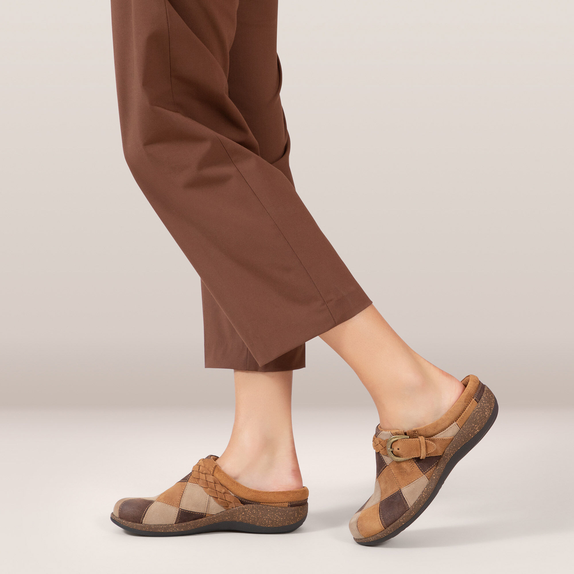 Unexpectedly Cute: Clog Sandals for Summer - The Mom Edit