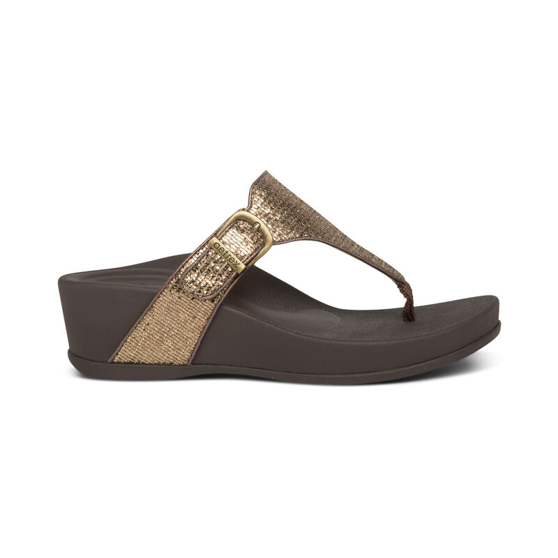 Aetrex Kate Wedge | WaterFriendly Summer Wedge with Arch Support ...