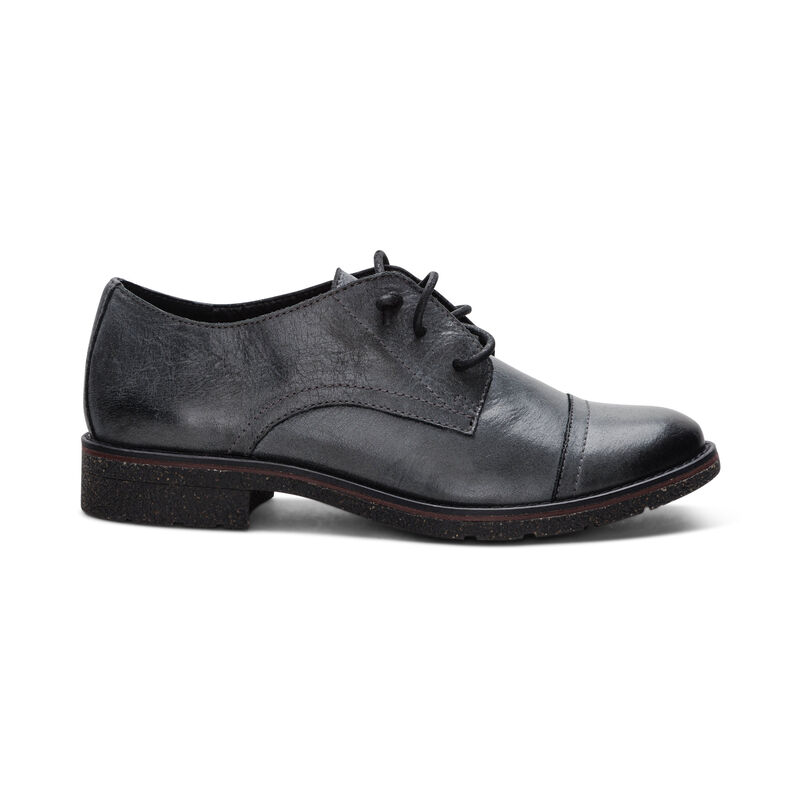 black premium leather oxford right view