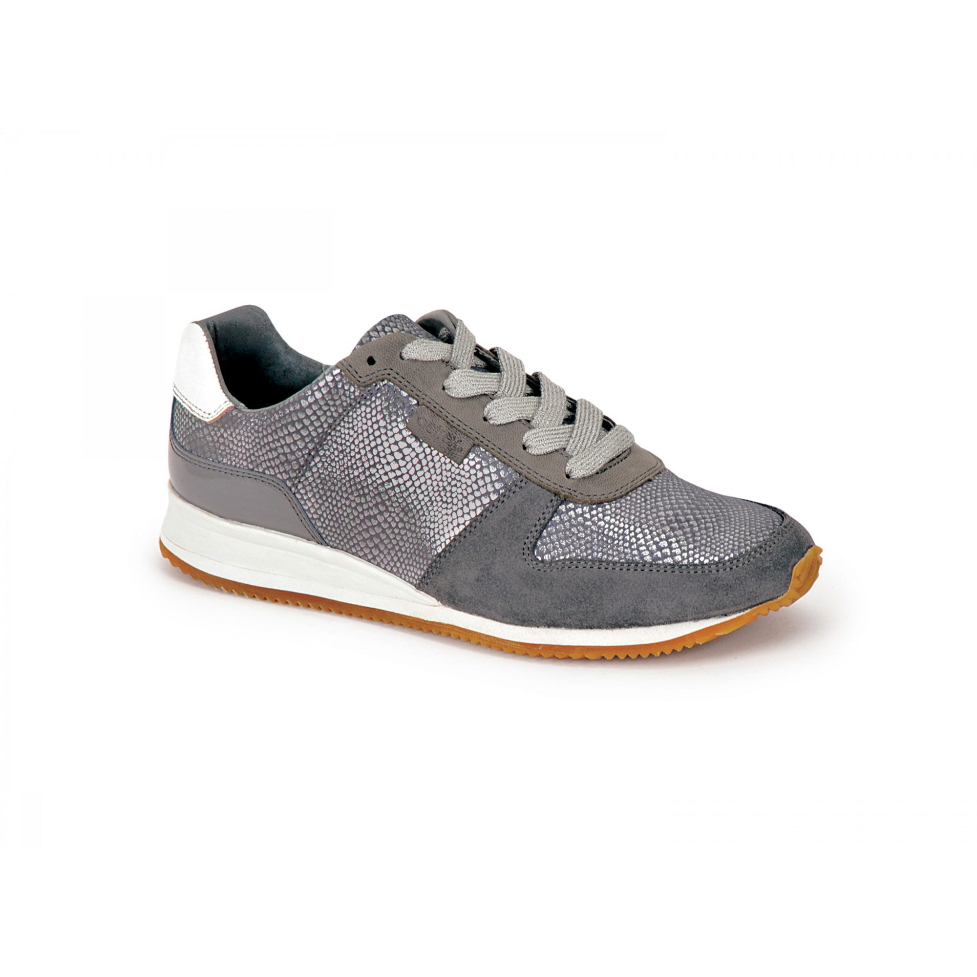 arch support casual sneakers